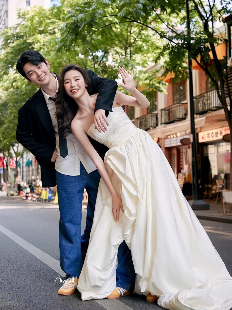 Gaun Pengantin Gaya Korea Modi - Photography Young ulasan dan harga